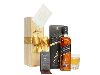 Gift Box Image Single bottle wooden gift box with 750ml Johnnie Walker Black Label and Bennett's of Mangawhai dark chocolate 60 grams Batenburgs Gift Baskets Auckland 