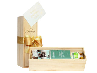 Gift Box Image Apple cider and nibbles treat gift box. Batenburgs Gift Hampers New Zealand Batenburgs Gift Baskets Auckland