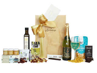 Gift Box Image Large wooden gift box with J.Friend and Co three pack, olives, extra virgin olive oil 250ml, raw nut mix, espresso chocolate bar, natural sparkling grape juice, crispy corn nibbles, Bennett's of Mangawhai chocolate bar 60 grams